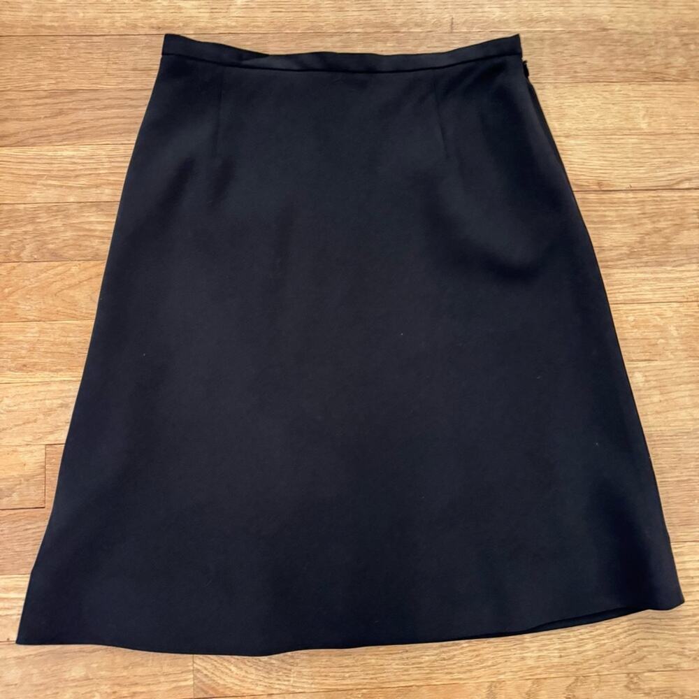 Gianni black midi a-line mini skirt size 10P
b49